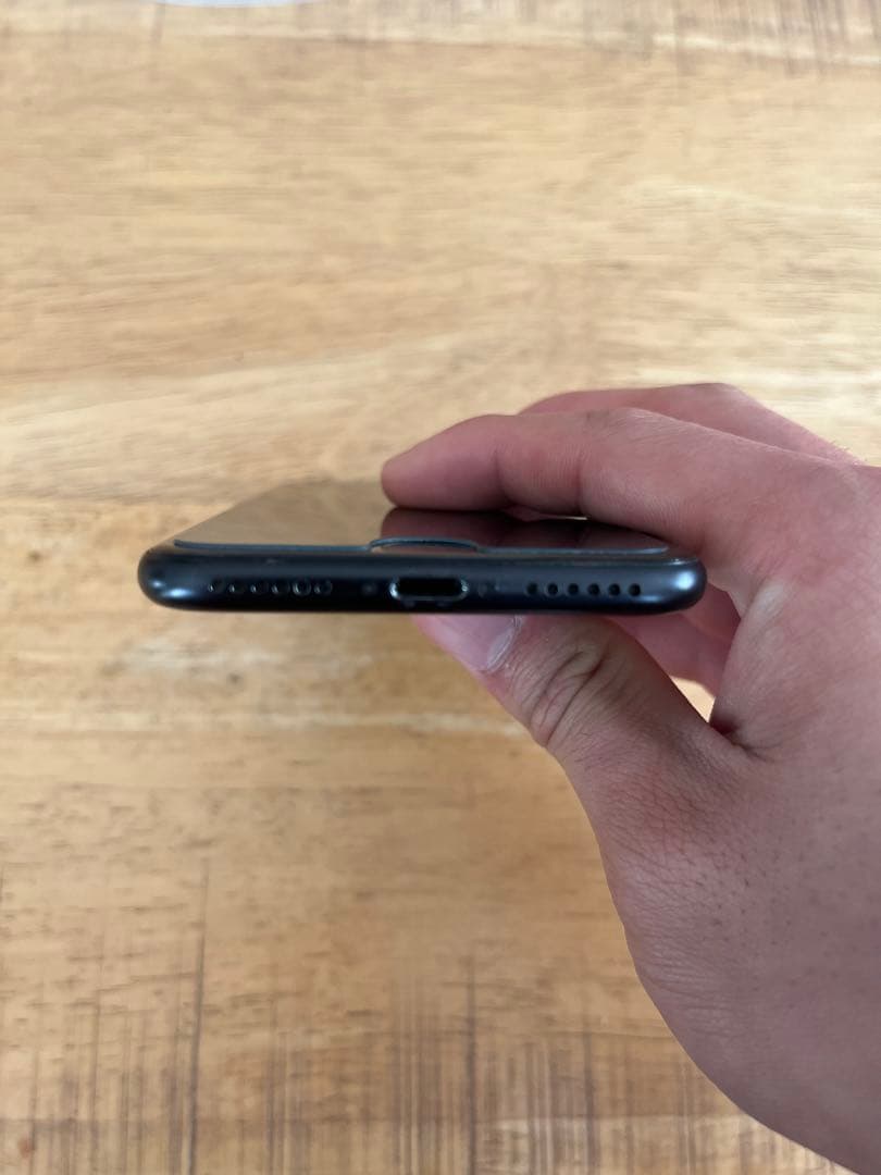 iPhone7 黒　美品　125gb 値下げ⭕️ 初期化済み