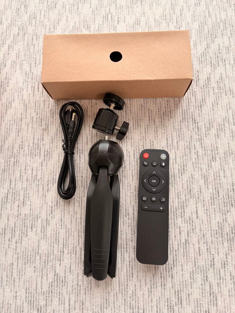 カベーニPRO プロジェクター 【中古品】 ほぼ未使用