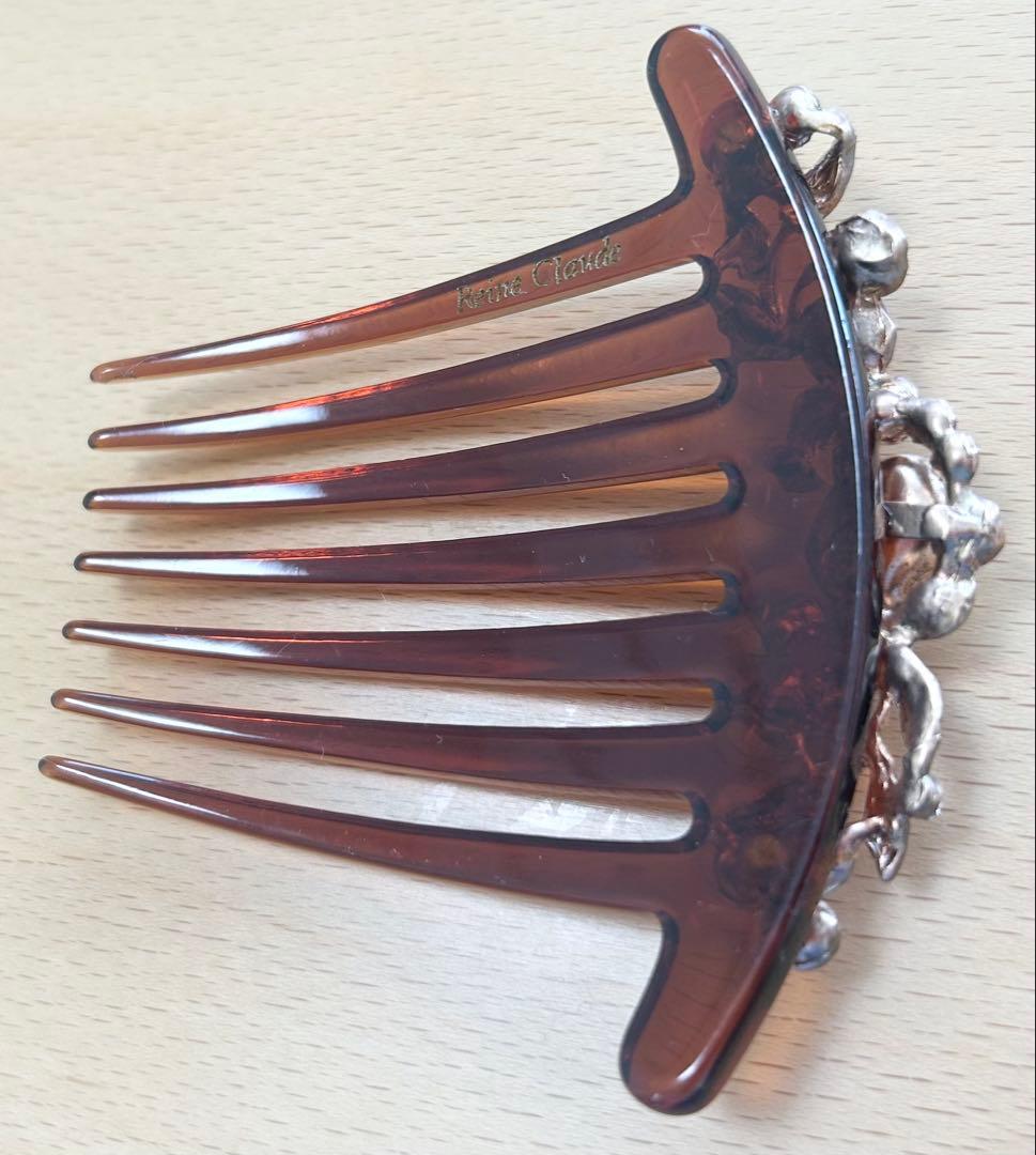 【新品未使用】レーヌクロードReine Claudeのブラウンのヘアコーム