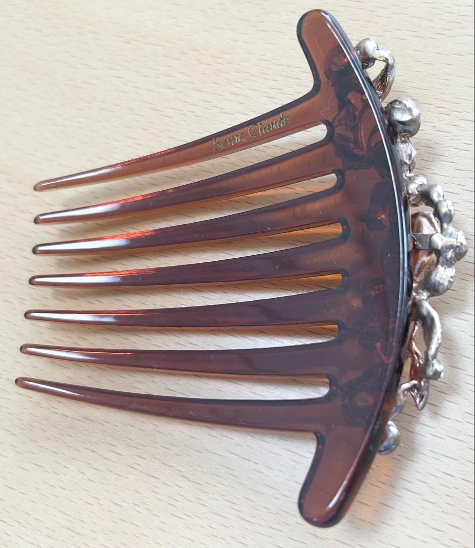 【新品未使用】レーヌクロードReine Claudeのブラウンのヘアコーム