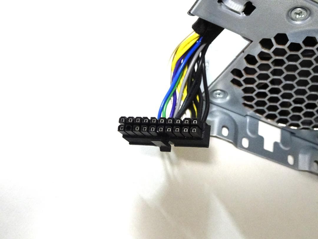 4 富士通 ESPRIMO D7010/FX 電源ユニット D19-250P2A