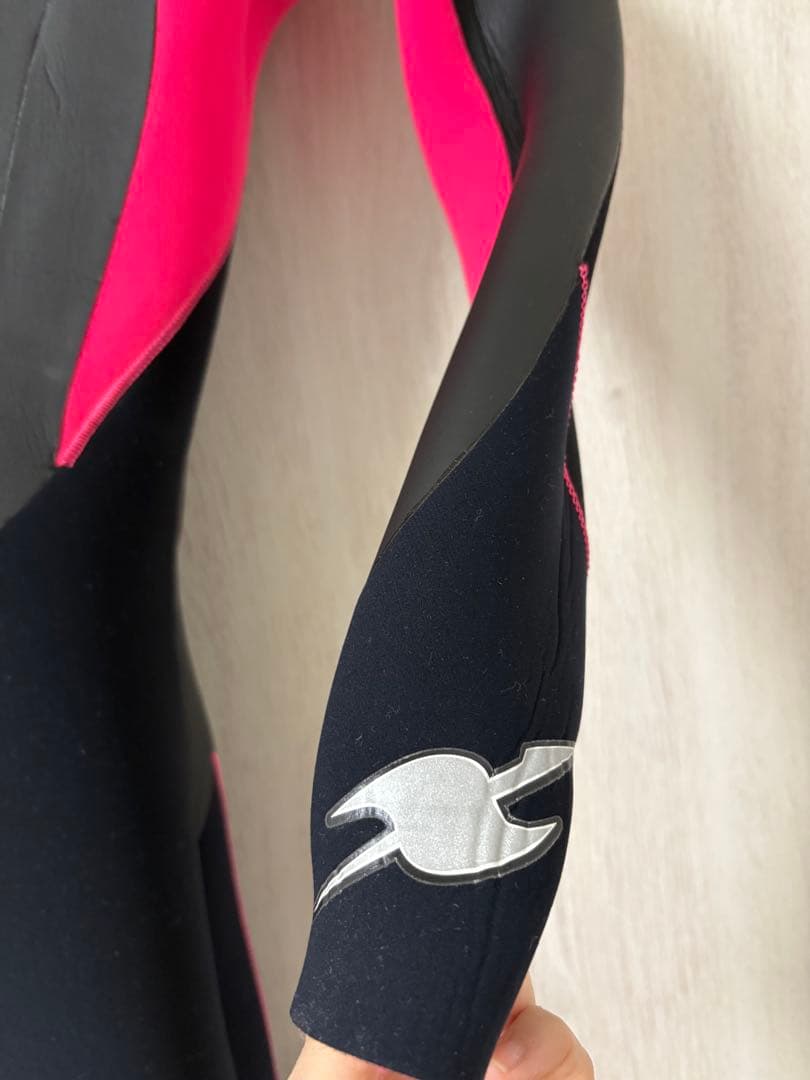 【超美品】セミドライ　フルオーダーウエットスーツ3✖️5mmレディース