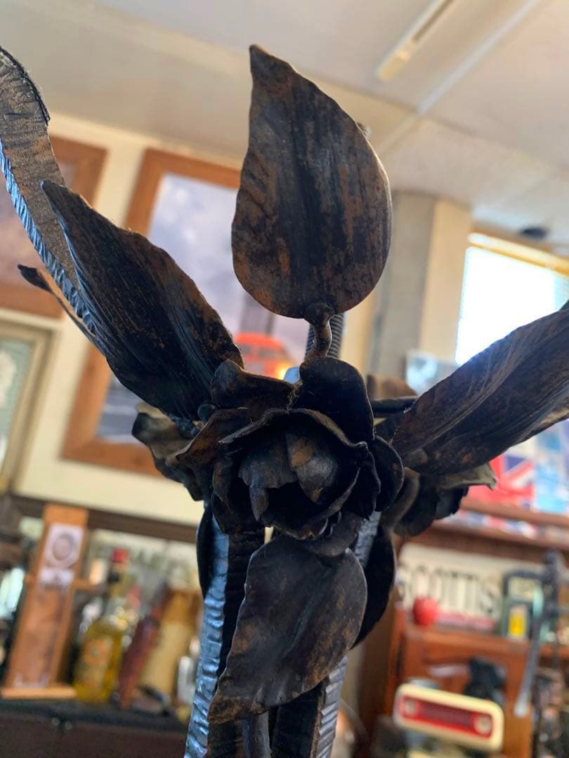 ヴィンテージ　アイアンモニュメント