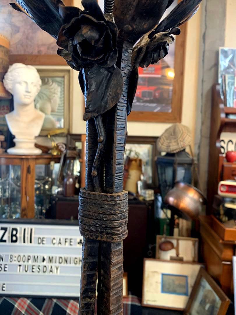 ヴィンテージ　アイアンモニュメント