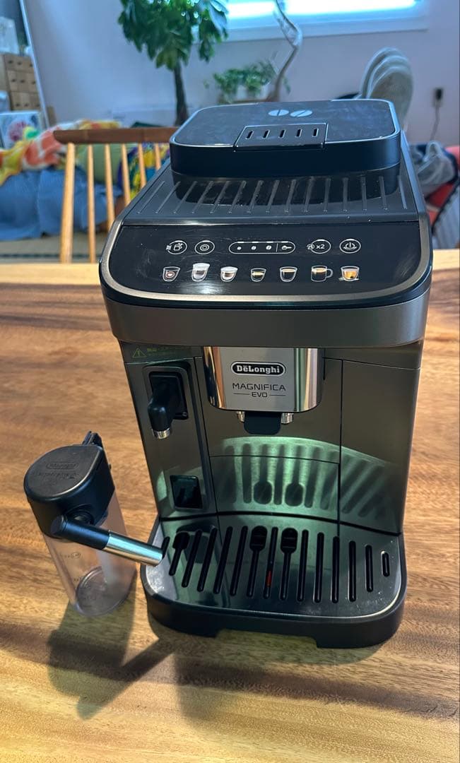 De'Longhi Magnifica 自動エスプレッソマシンECAM29081