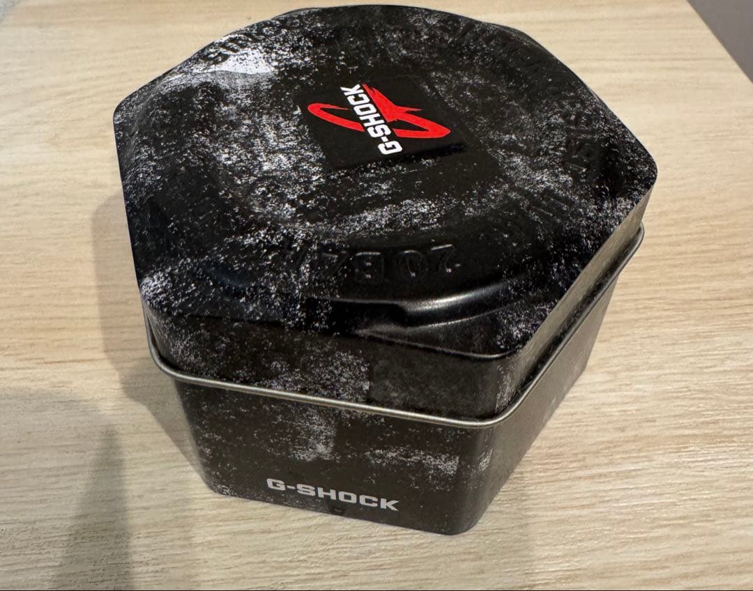 G-SHOCK GA-100 ブラック/レッド