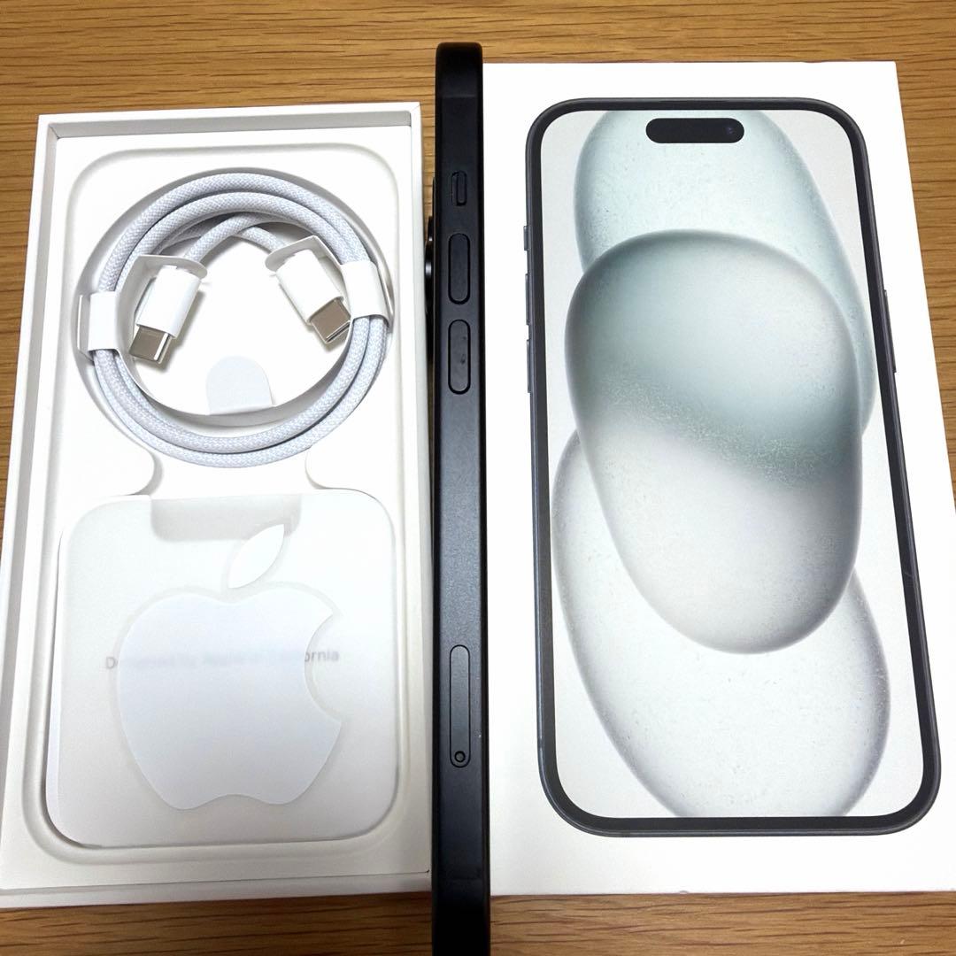 Apple iPhone15 256GB ブラック 本体