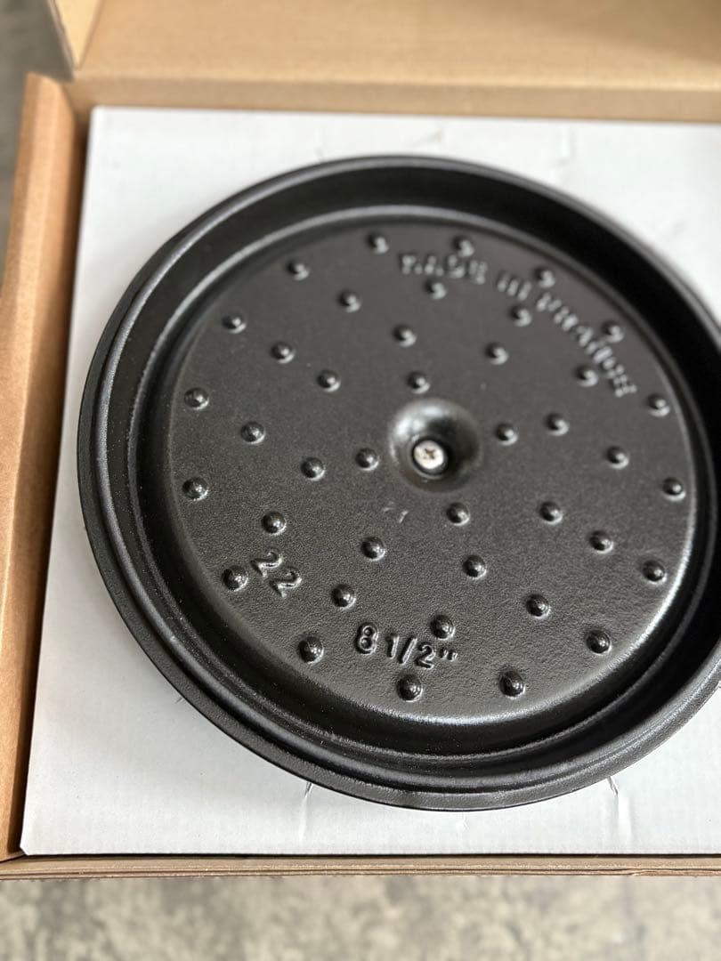 新品未使用　MASTERMIND × STAUB ストウブ マスターマインド