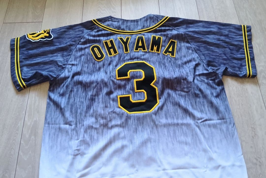 【レア】阪神　タイガース　大山　キャプテン　ビジター　ユニフォーム　ミズノ　M