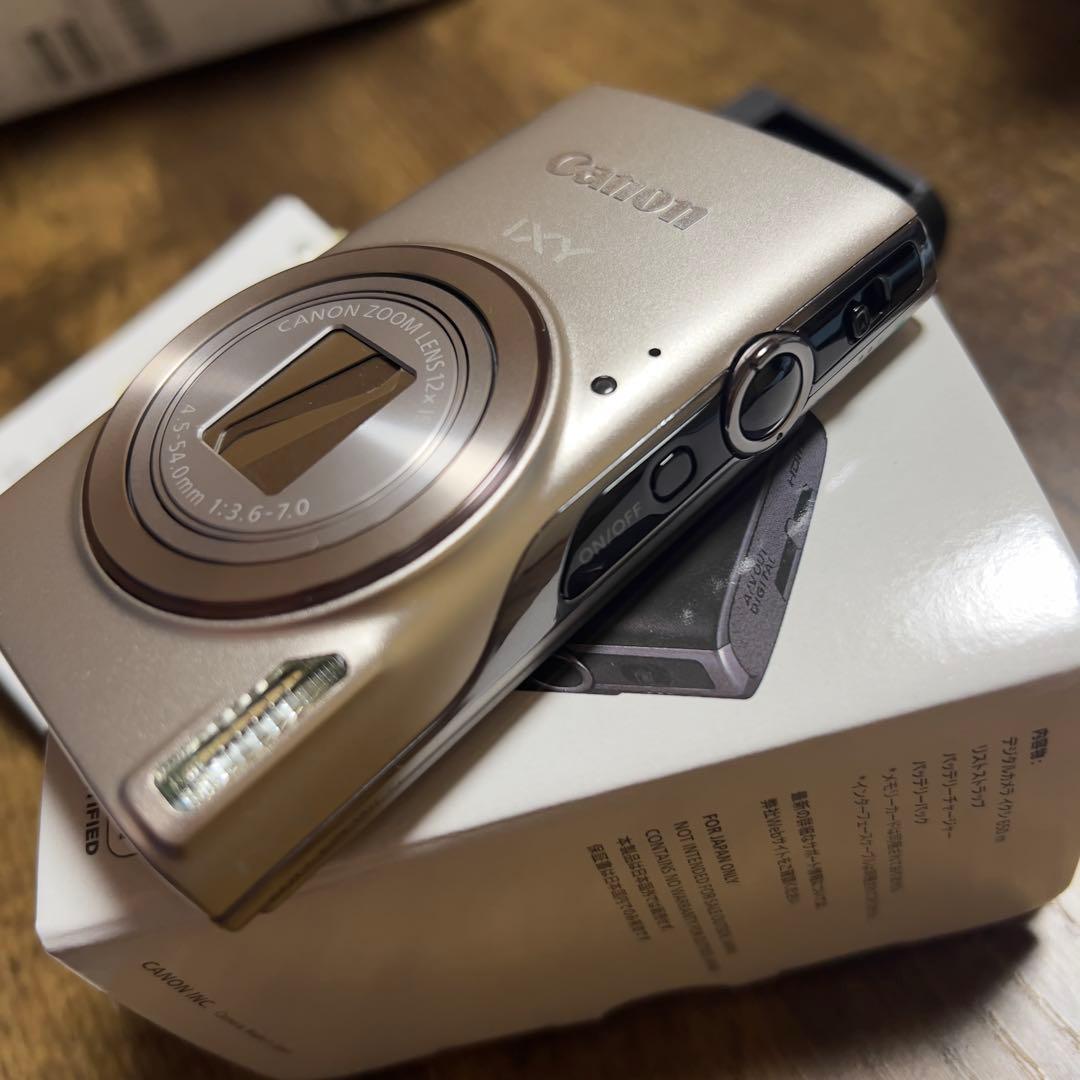 Canon IXY 650m シルバー