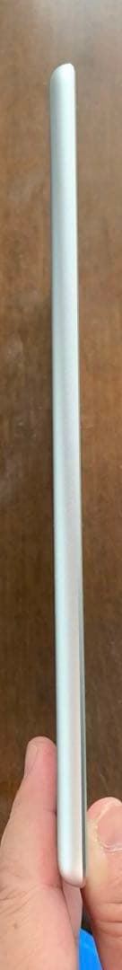 ☆週末限定値下げ☆画面汚れあり☆iPad6 第6世代 128G WIFIモデル☆