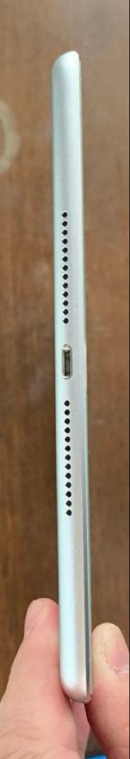 ☆週末限定値下げ☆画面汚れあり☆iPad6 第6世代 128G WIFIモデル☆