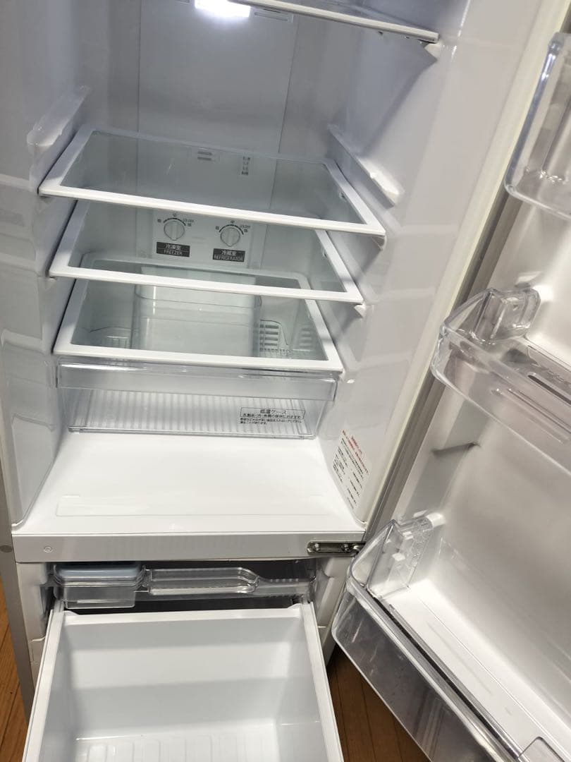 冷蔵庫 Mitsubishi 168L