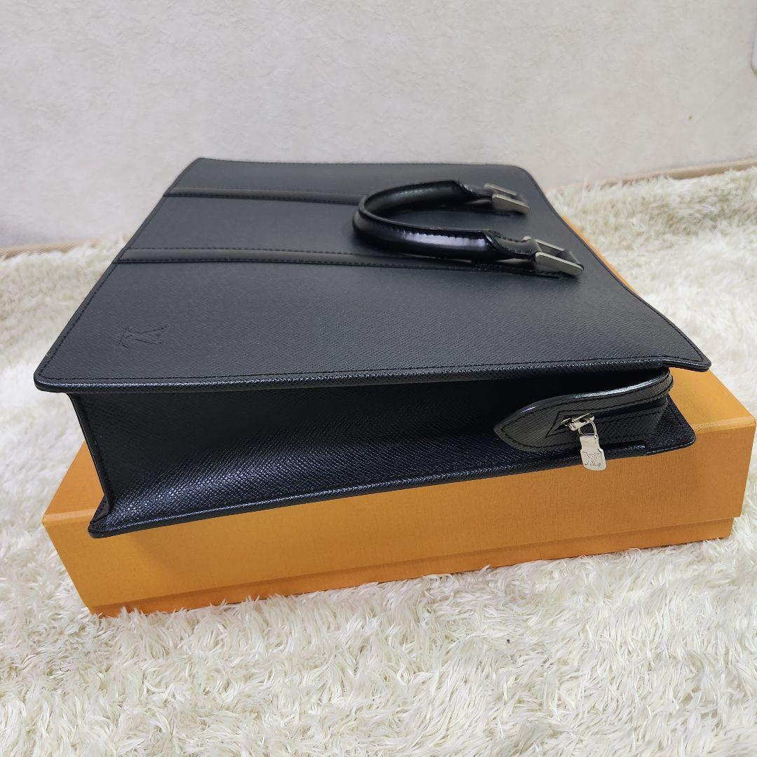 ルイヴィトン｜ビジネスバッグ｜タイガ｜ポルト｜ロザン｜ドキュマン