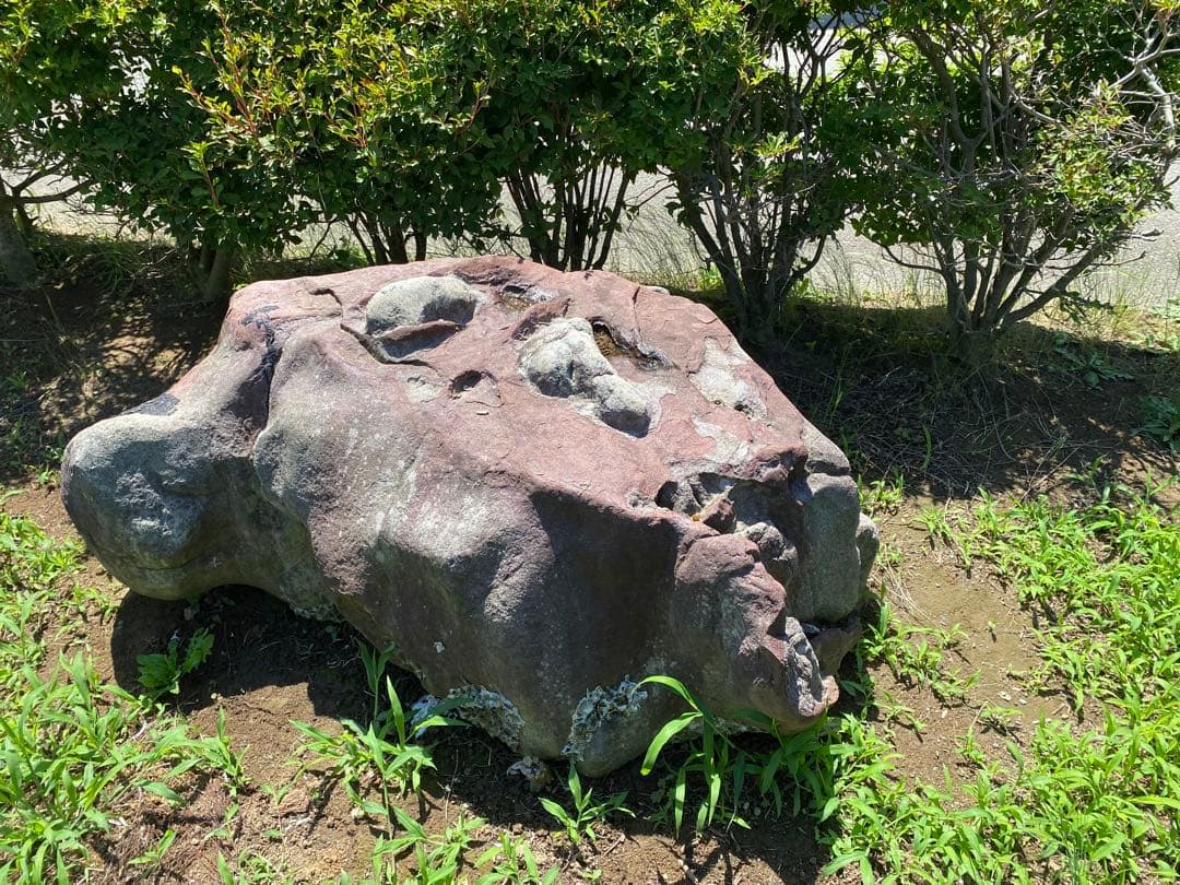 紫灰色 庭石 大 自然石 約130×70×55㎝【石川県引き取り】まとめ割