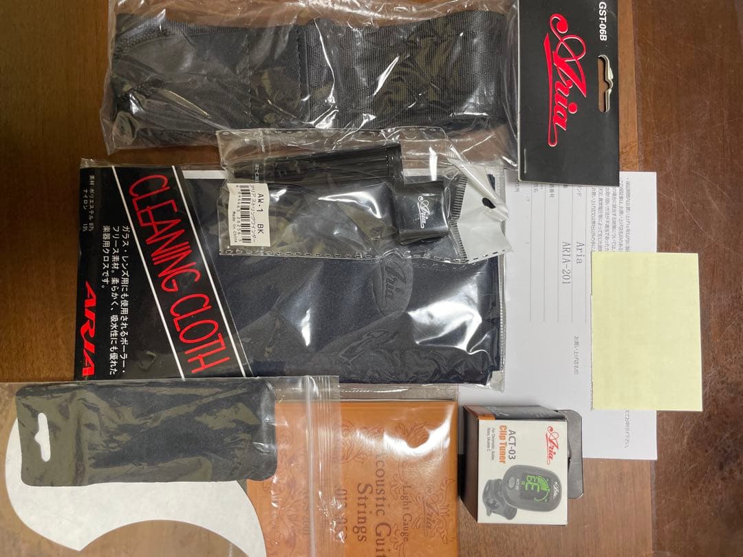 Aria アコースティックギター