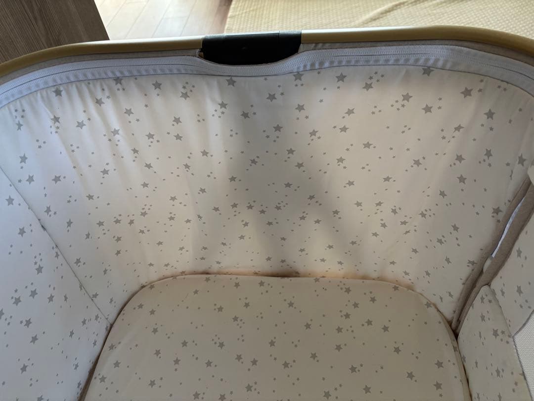 hzdmj ベビーベッド　美品　ベージュ