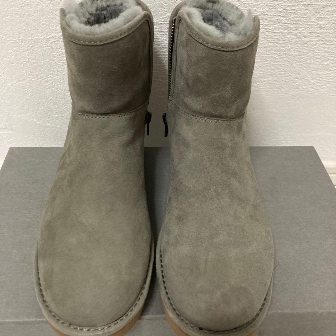 UGG アグー グレー ムートンブーツ 24センチ 未使用品 美品　冬靴
