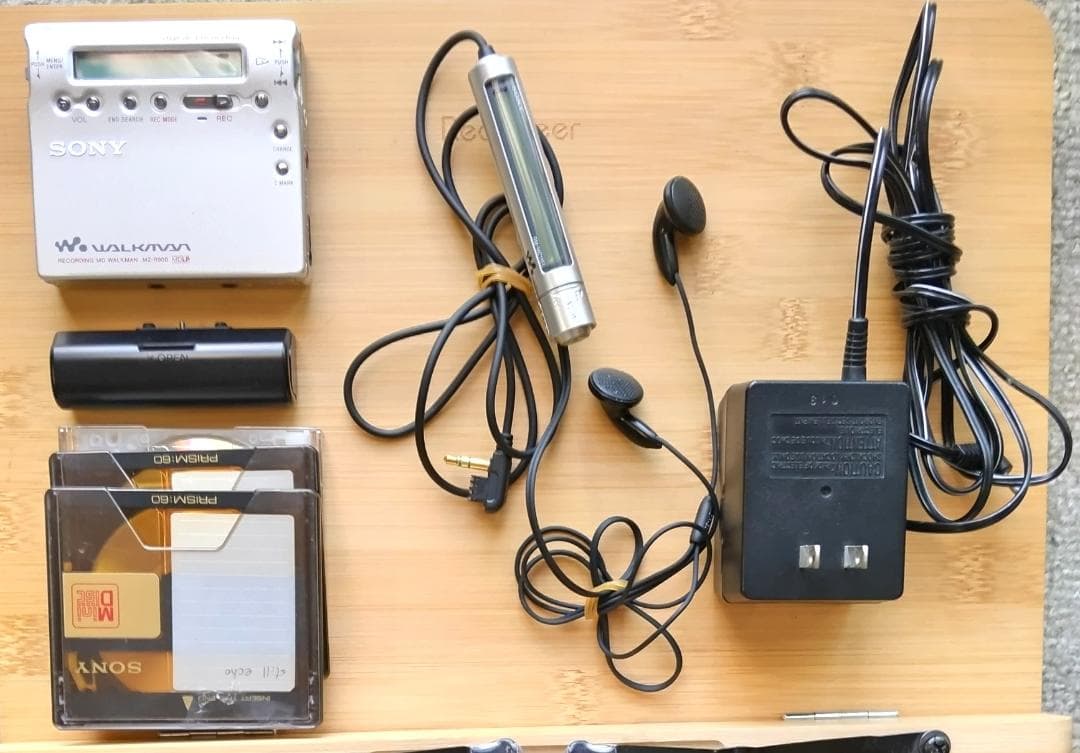 SONY MDプレーヤー　 MZ-R900