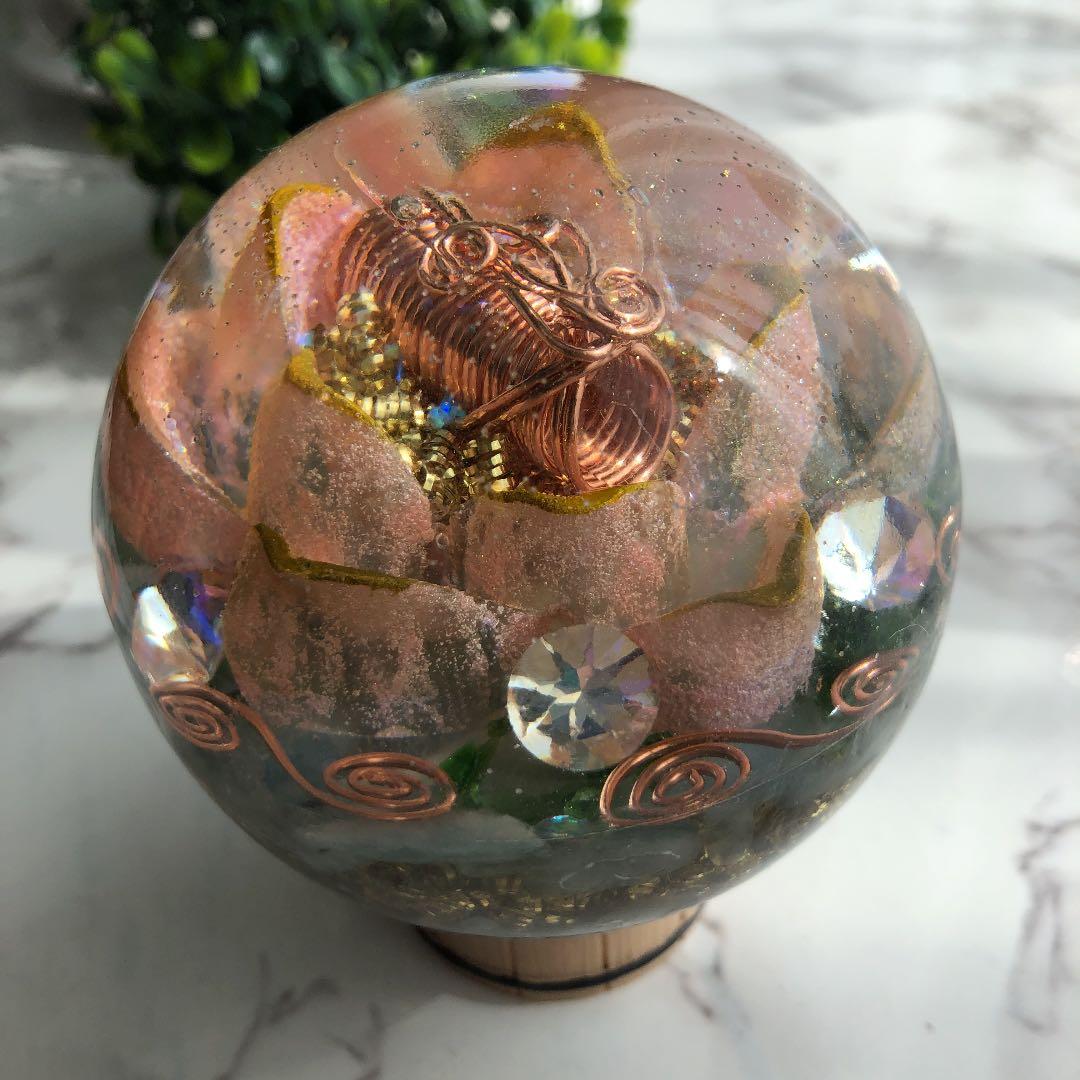 球体　蓮子のオルゴナイト