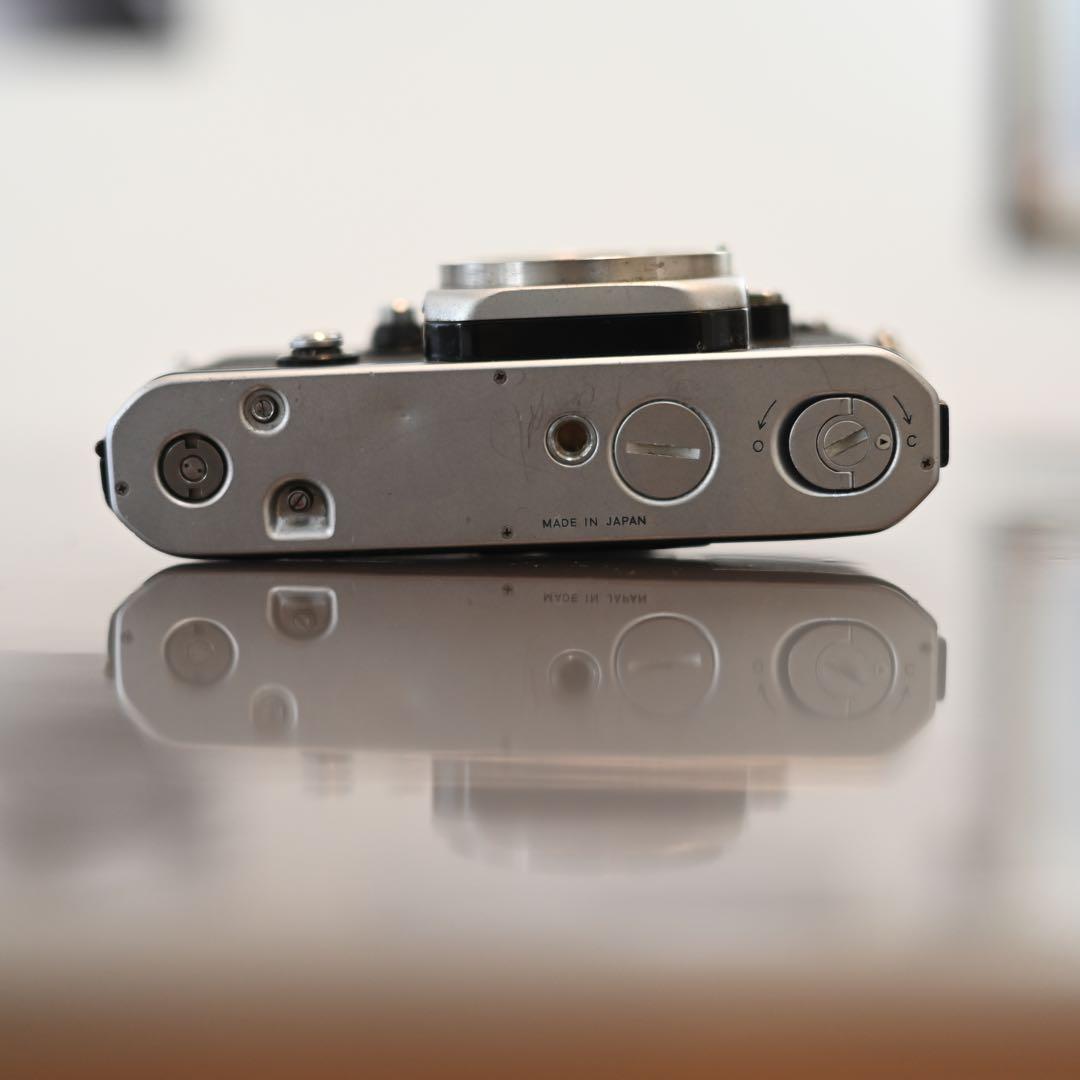 Nikon F2 アイレベル　フラッグシップフィルム一眼レフ