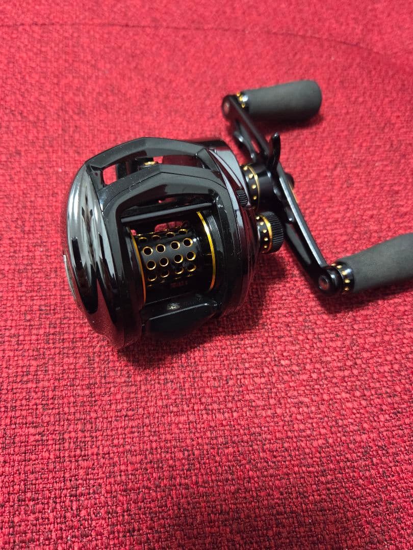 ハ*人様 レボブラック9　美品