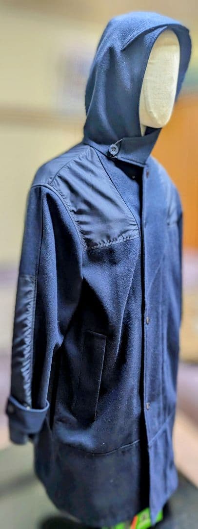 『TATRAS』KEVIN JAMES MORLEY HOODED COAT