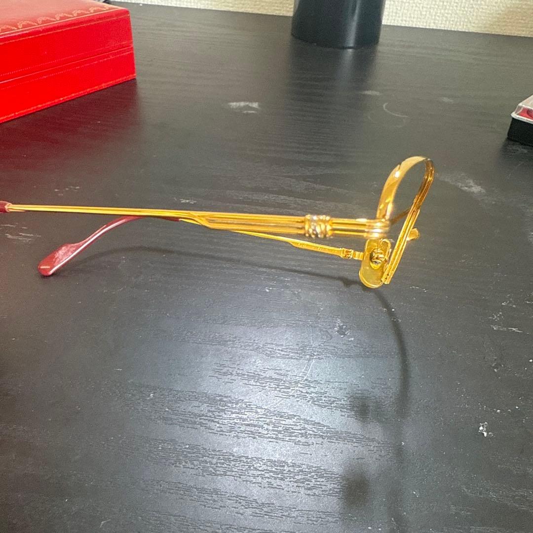 Cartier カルティエ　must de Cartier サングラス、眼鏡