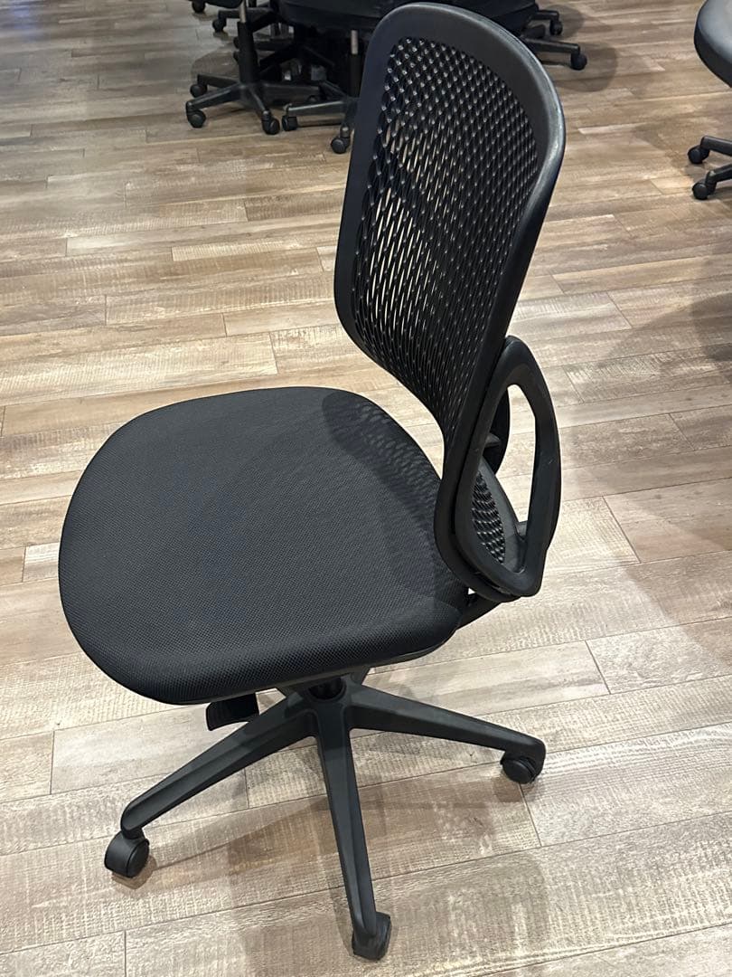 【中古】 yera イナバ/INABA 肘無ハイバックチェア