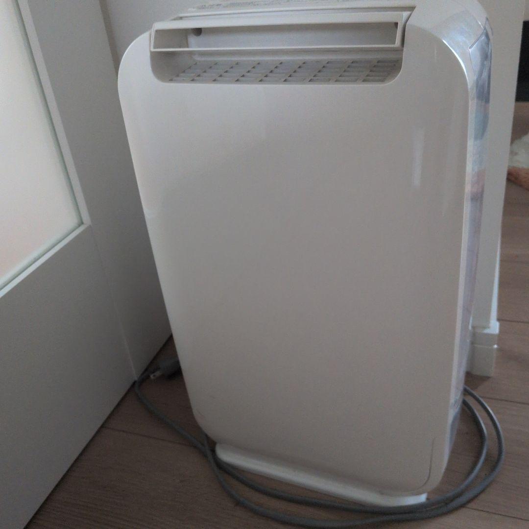 日立除湿機 HJS-D562　2019年式