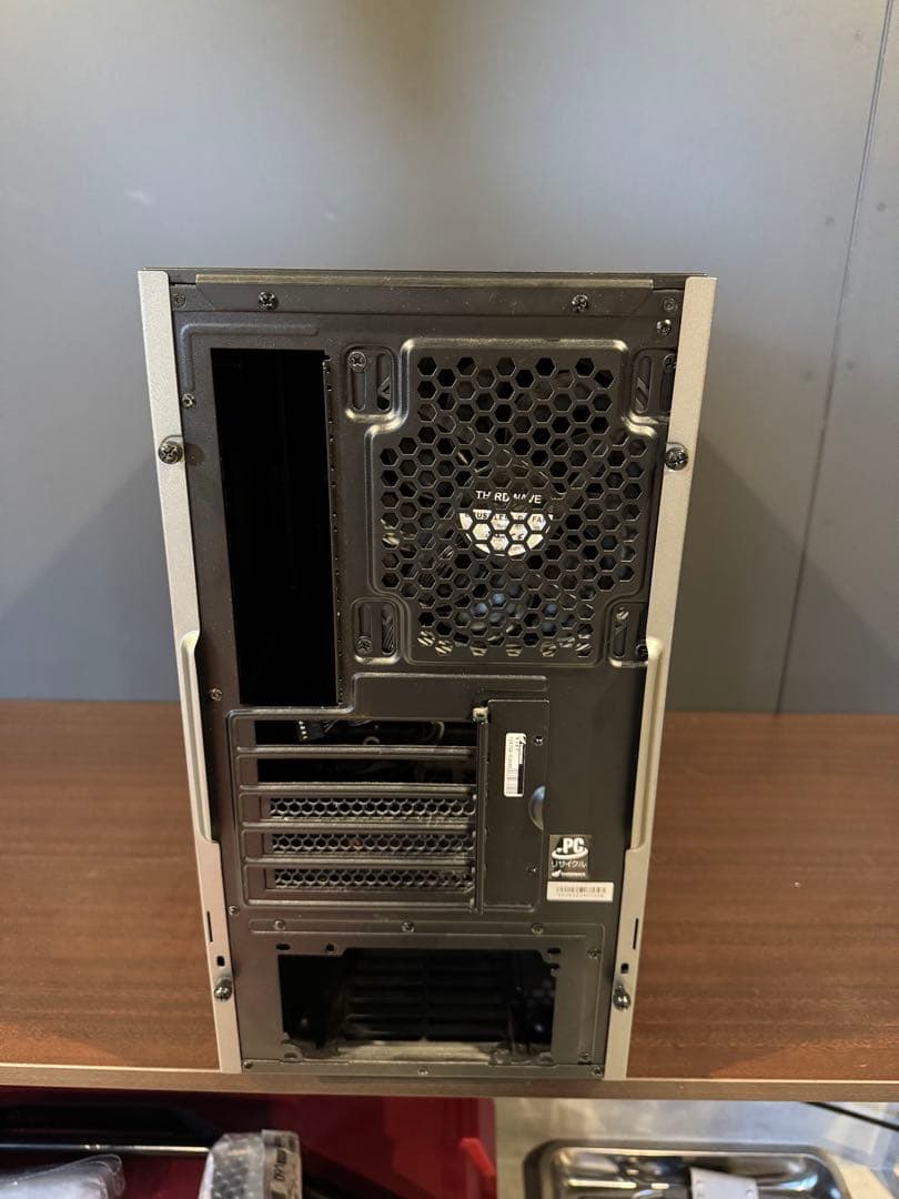 GALLERIA PCケース シルバー/ブラック　ミドルタワー