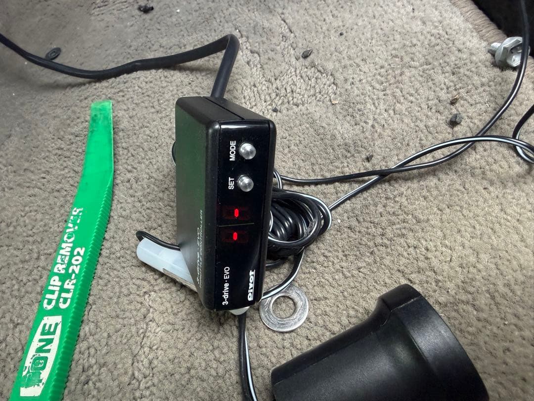 pivot 3-drive EVO スロコン、ハーネス付(TH-1C)