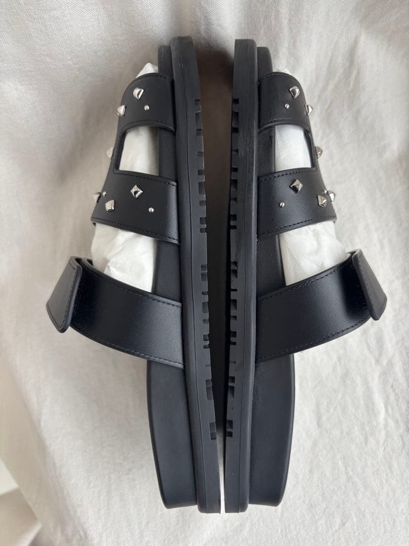 HERMES シプレ サンダル 黒スタッズ 38 2025新作