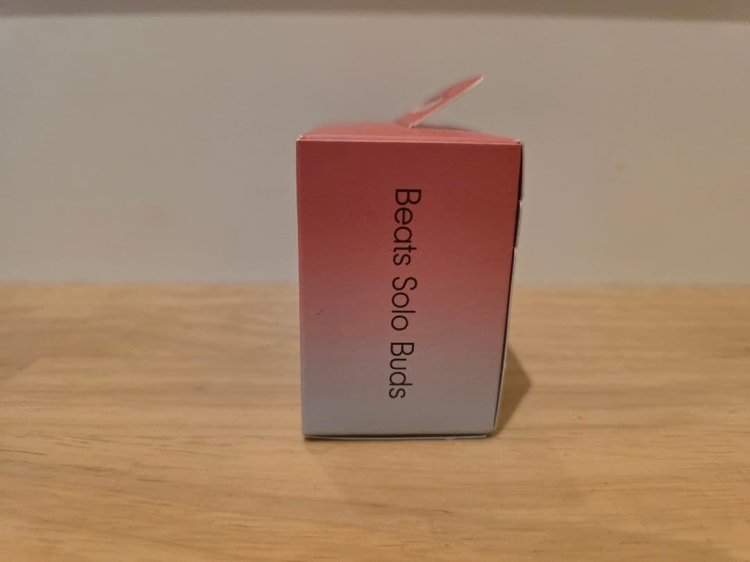 Beats Solo Buds　新品・未開封　赤色　ワイヤレスイヤホン