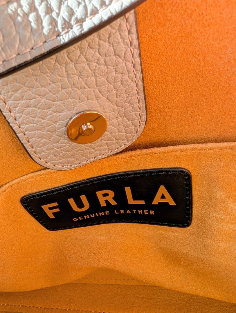 値下中　FURLA 2WAYバッグ 人気　プリムラシリーズ（＆ハンドルスカーフ）