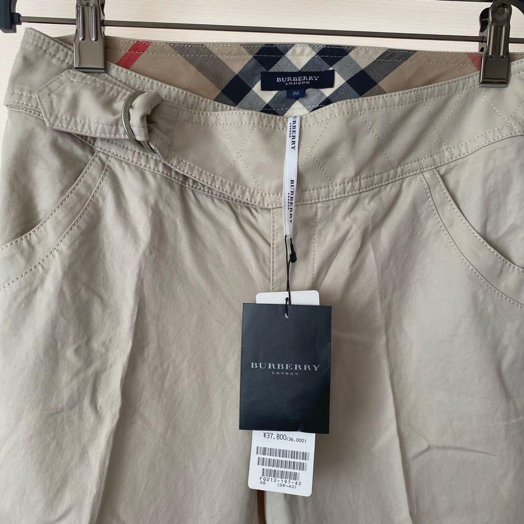 【タグ付き新品】バーバリーパンツ　綿100% チノパン　日本製　ゴルフ