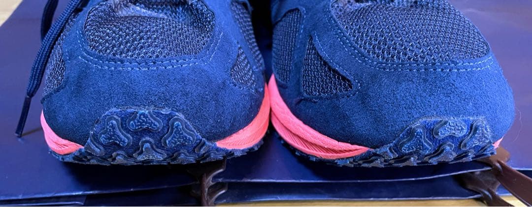 A美品アシックスターサージールランニングシューズ軽量ネイビー×シルバー28.5