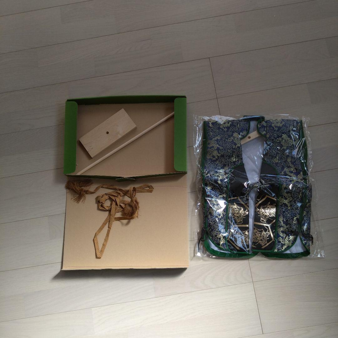 五月人形 　伊達政宗　兜　 ガラスケース入り　未使用陣羽織付き