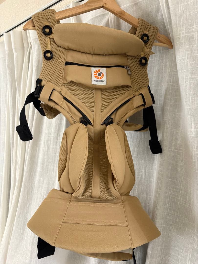 【美品】ergobaby OMNI360 ベージュ　ポーチ付