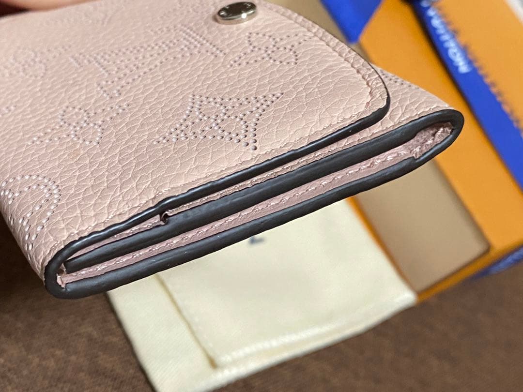 ルイヴィトン 名刺入れ カードケース　　マヒナ　ピンク