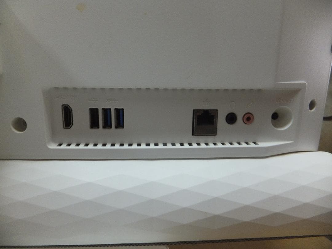 辻*本様 (1689）W11秒速起動SSD240G富士通一体 FH77 i7 8