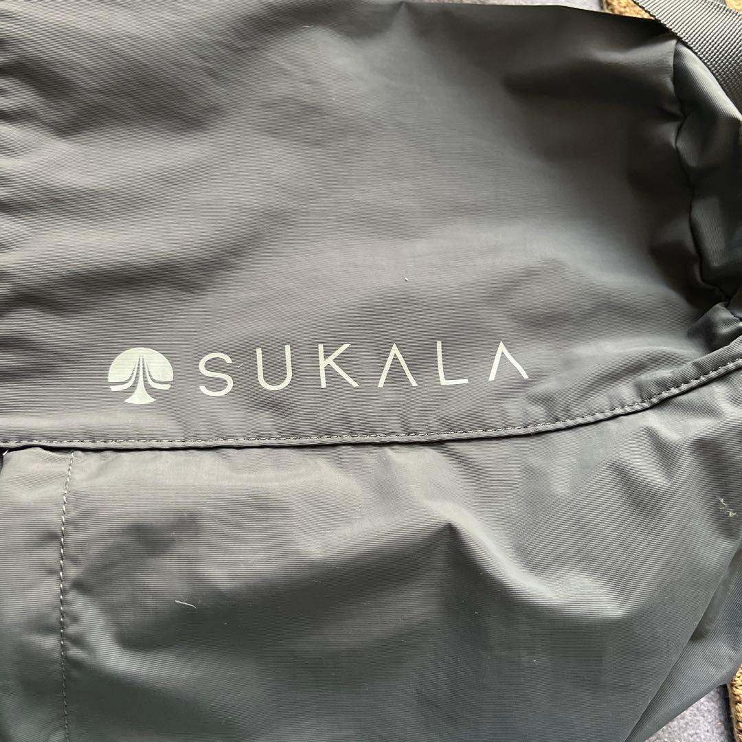 新品未開封リバーシブルヨガマットLAVA SUKALA