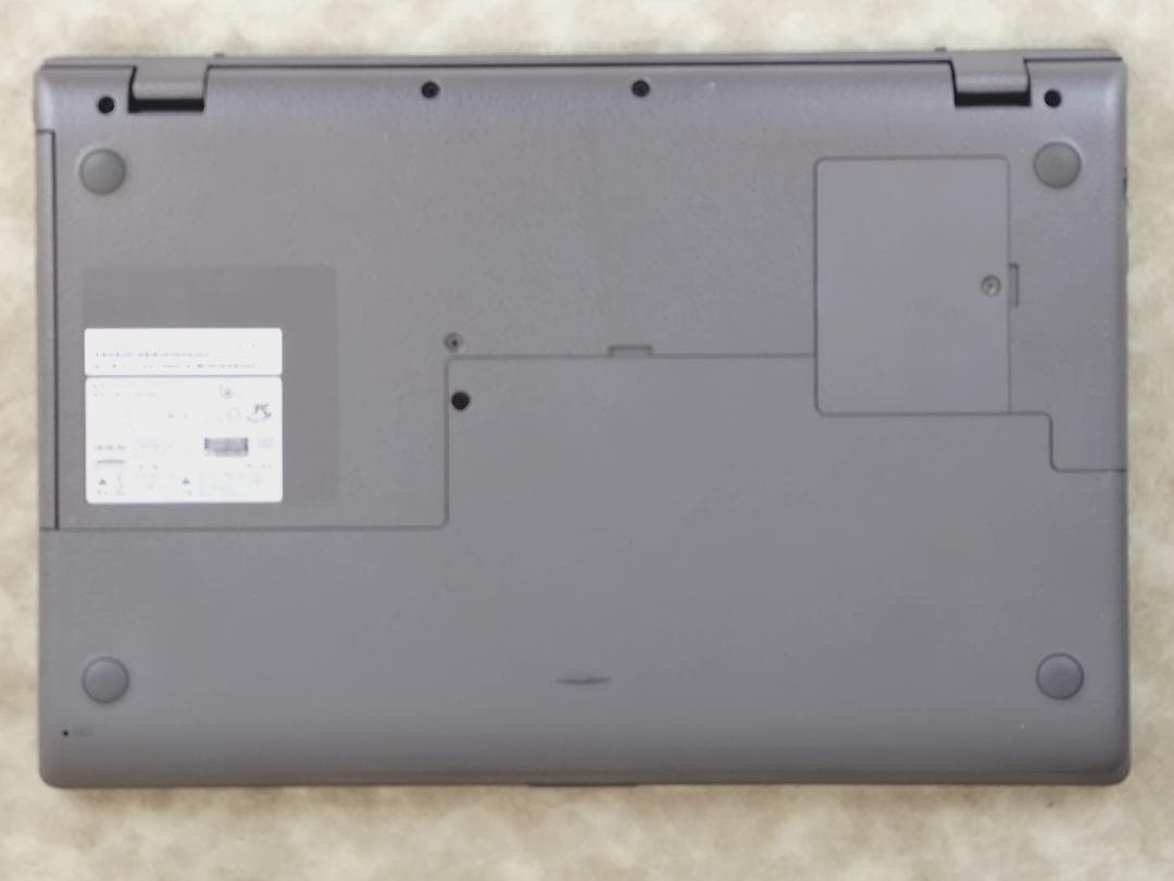 LIFEBOOK AH78/C2 台8世代Core i7搭載