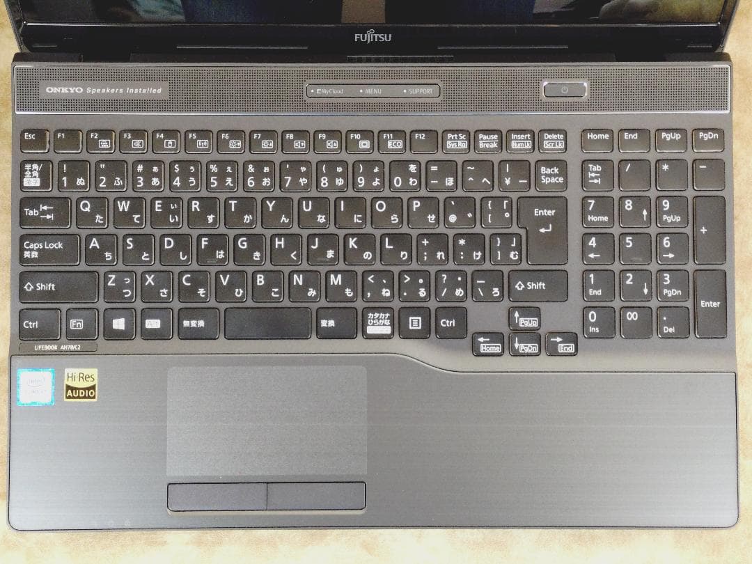 LIFEBOOK AH78/C2 台8世代Core i7搭載