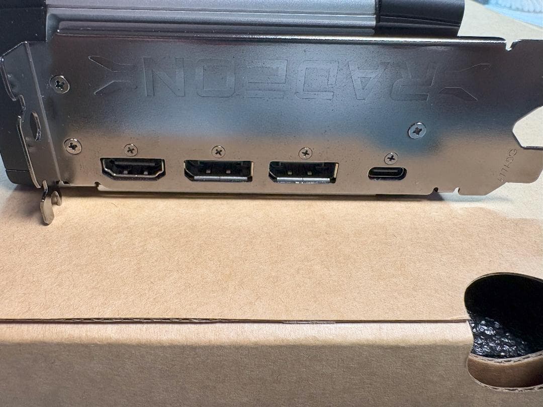 グラフィックボード・グラボ・ビデオカード Radeon RX6900XT PowerColor