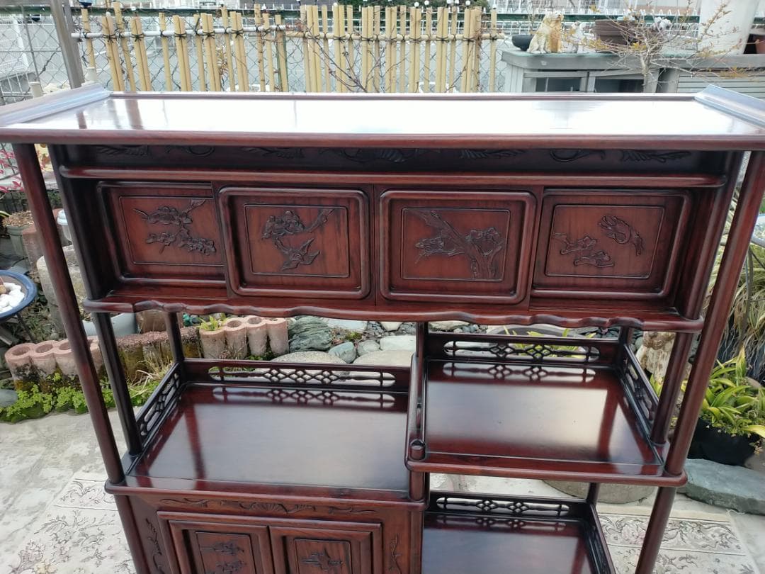 (配送設置込み) 高級茶棚☆茶箪笥☆唐木飾り棚☆収納棚☆透かし彫り☆無垢