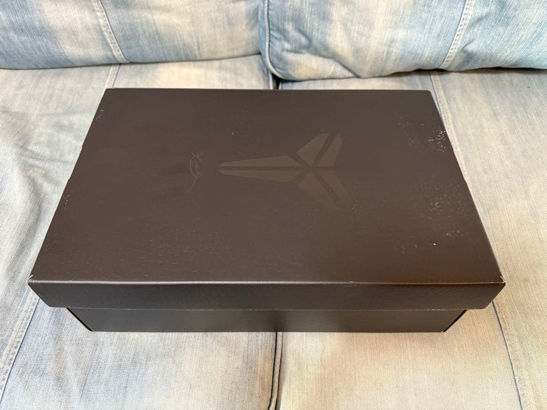 【新品】Nike Kobe 9 Elite Low Protro \"Halo\"