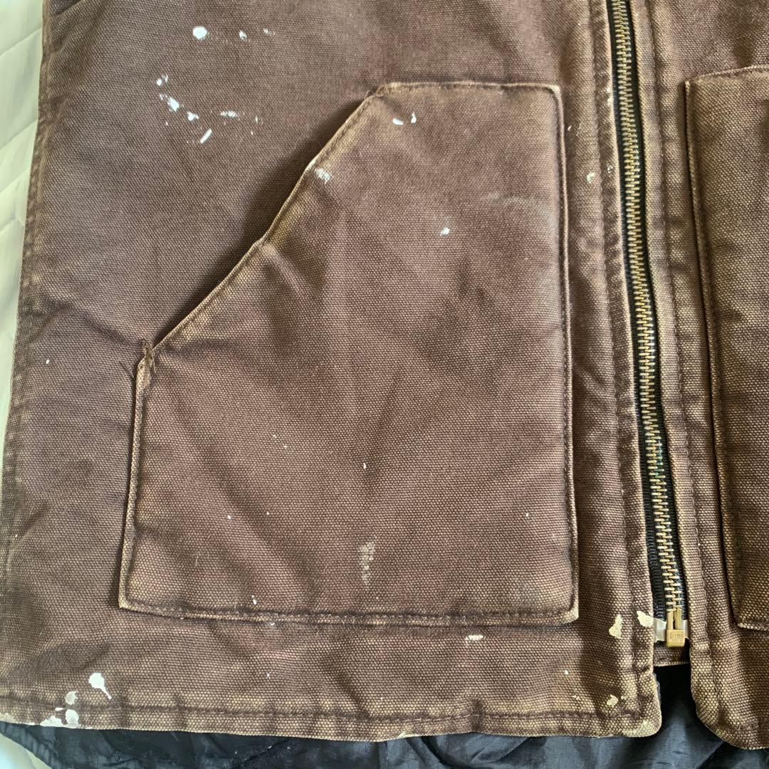 カーハート ダックベスト　ブラウン　焦茶　フェード　ペンキ飛び