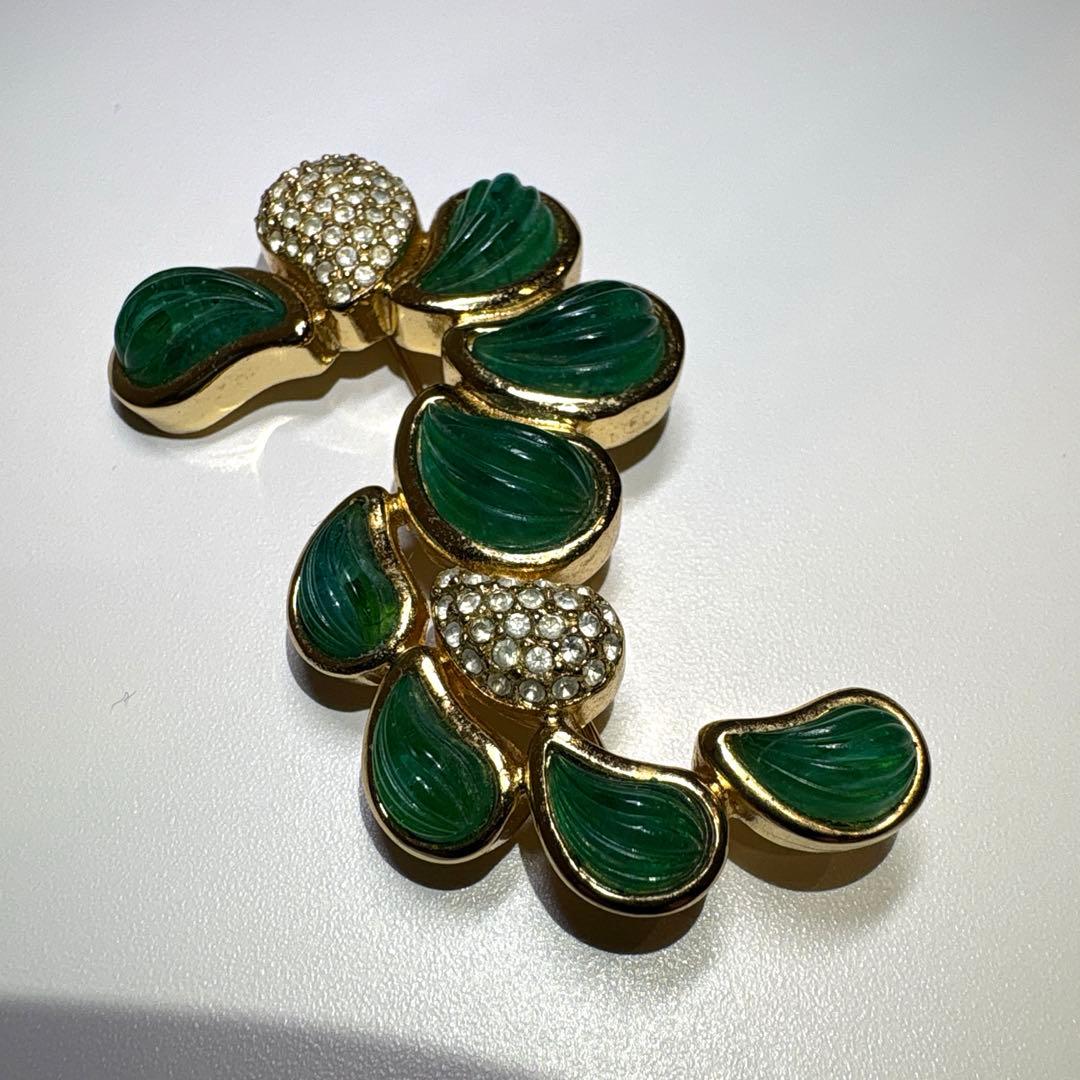 grosse ヴィンテージブローチ