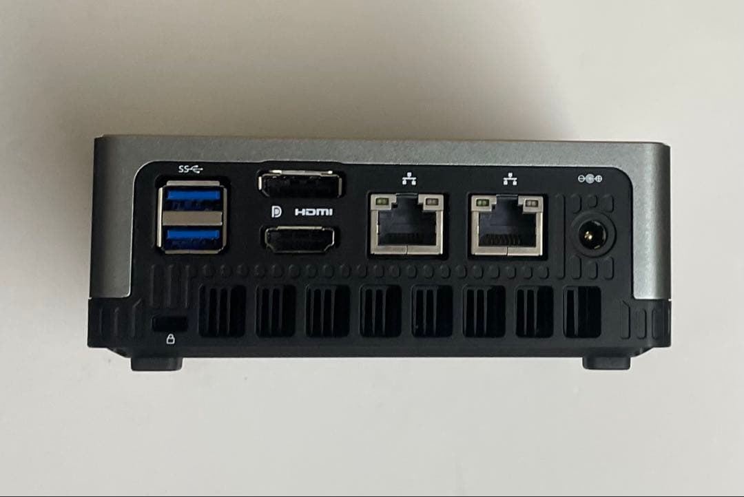 ミニPC MINISFORUM DeskMini UM700